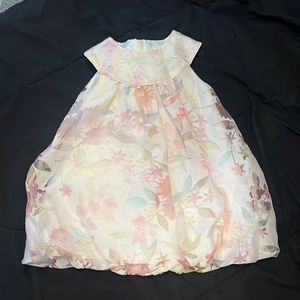 Girls dress